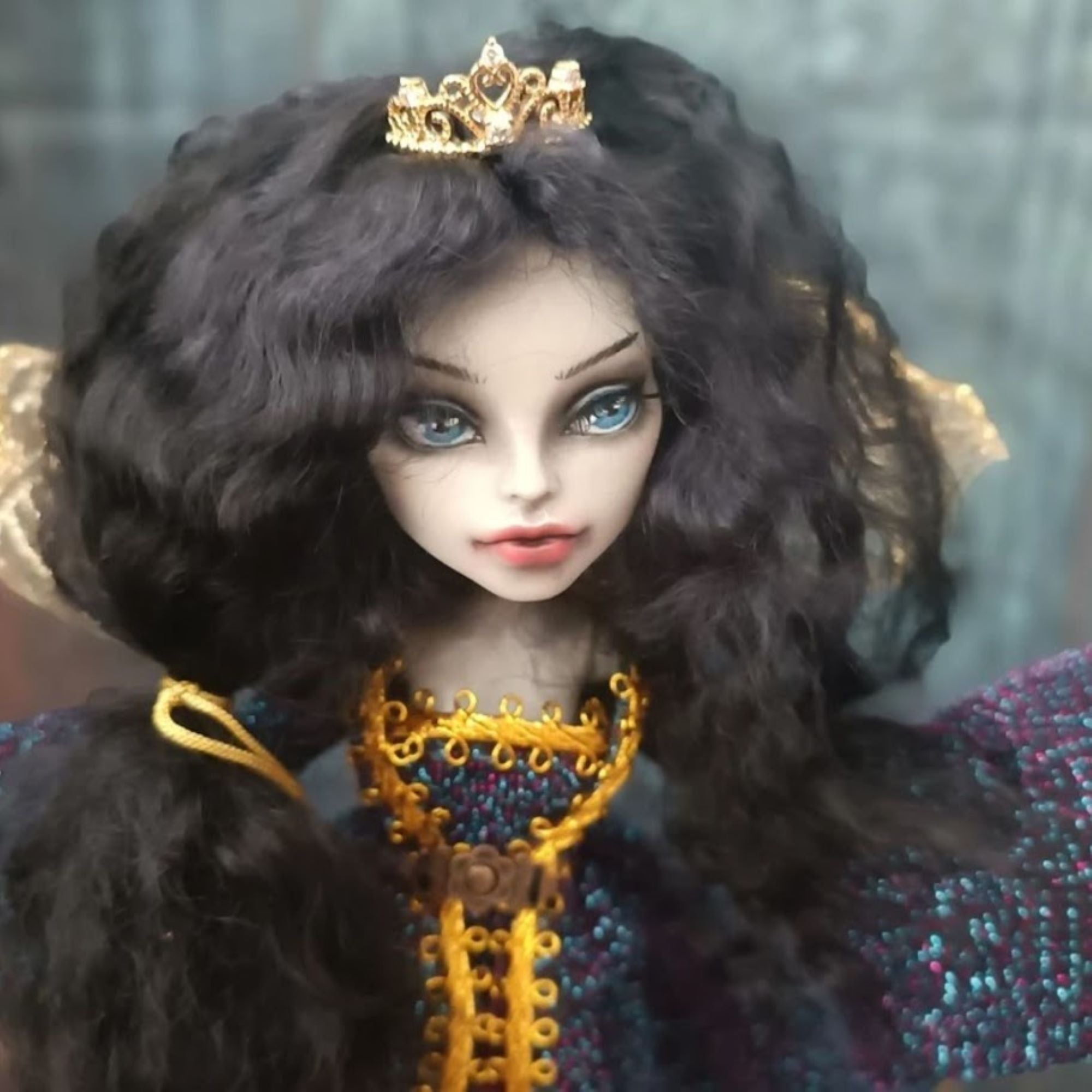 Sisters That Weave Stories- The Princess